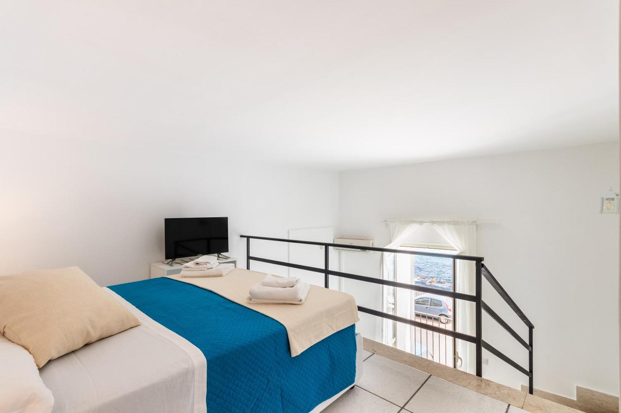 Fronte Mare Apartments & City Views Syracuse Екстер'єр фото
