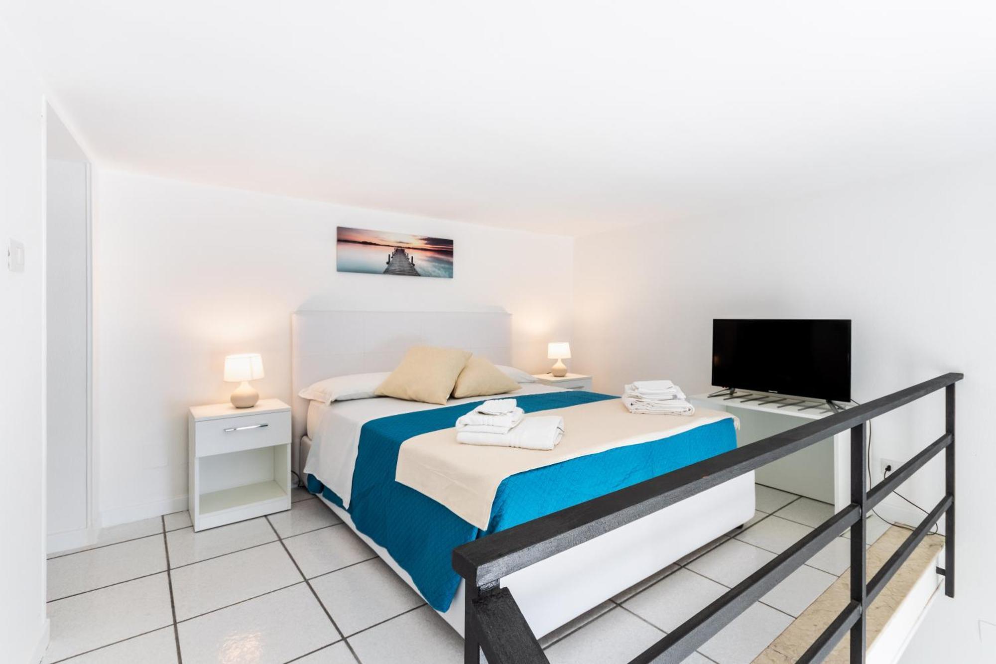 Fronte Mare Apartments & City Views Syracuse Екстер'єр фото